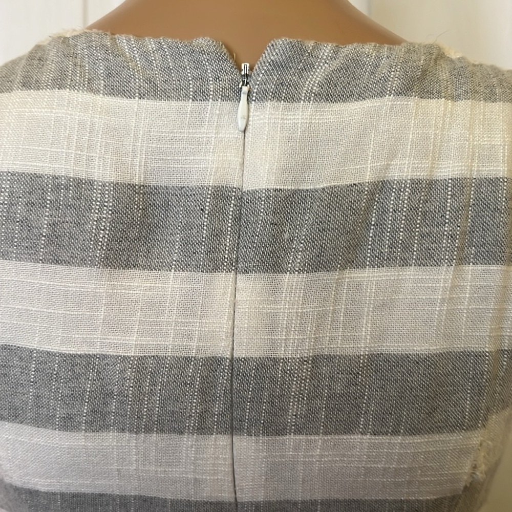 Sugar Lips xs linen lined sleeveless mid calf romper. Grey cream stripe - Picture 9 of 14